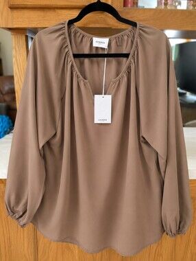 Women's Brown Long-Sleeve Peasant Top